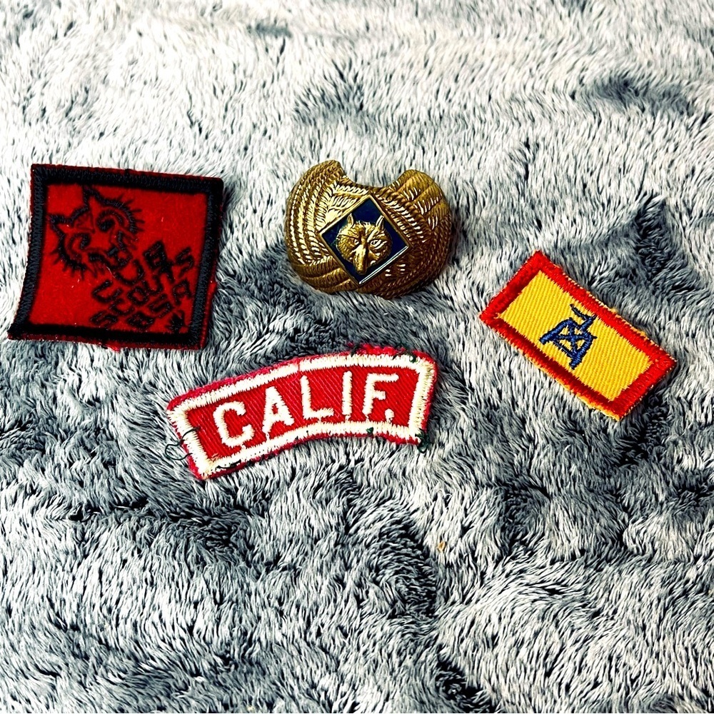 Vintage Boy Scouts of America Cub Scouts Memorabilia Scarf Slide & Patch Lot
